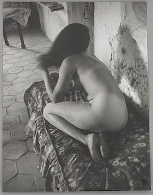Akt, Gordes, Provence by Willy RONIS