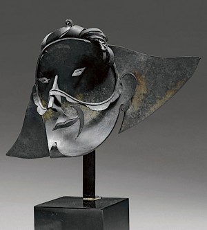 Masque D'arlequin Souriant Iii by Pablo GARGALLO - auction artwork with signature