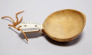 Kåsa, Signerad Ts, Troligen För Tore Sunna by Tore (Sami Artist) SUNNA