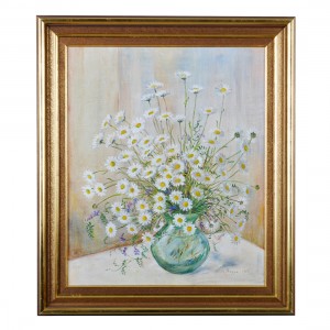 Vit Bukett, Stilleben Med Prästkragar Och Andra Små Blommor I Glasvas by Marita BAGGE
