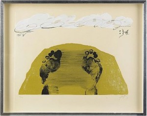 Deux Pieds Sur Ocre by Antoni TAPIES