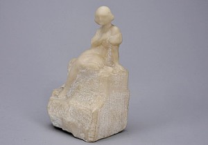 Sittande Flicka by Gustaf NYHOLM