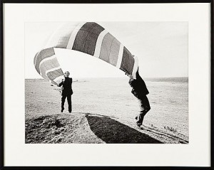 Textilkonstnären Raine Navins Nykomponerade Tyg Fotograferade Vi På Parboäng, Södera öland by Rolf LIND