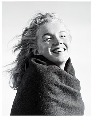 Marilyn Monroe I Handduk by André De DIENES