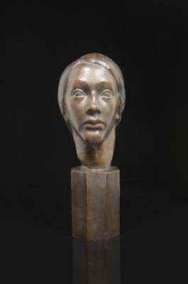 Portrait D'yvonne by Raymond DUCHAMP-VILLON - auction artwork with signature