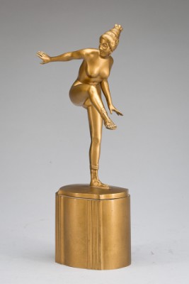 Tanzender Weiblicher Akt by Wilhelm WARMUTH - auction artwork with signature