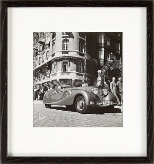 Mercedes Utanför Strandvägen 7b by Åke LANGE
