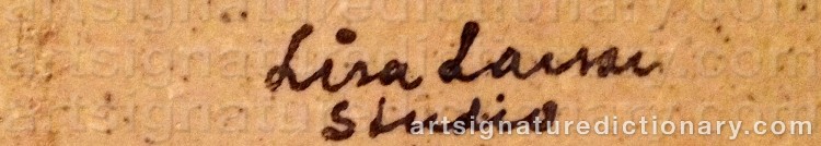 Signature by Lisa LARSON