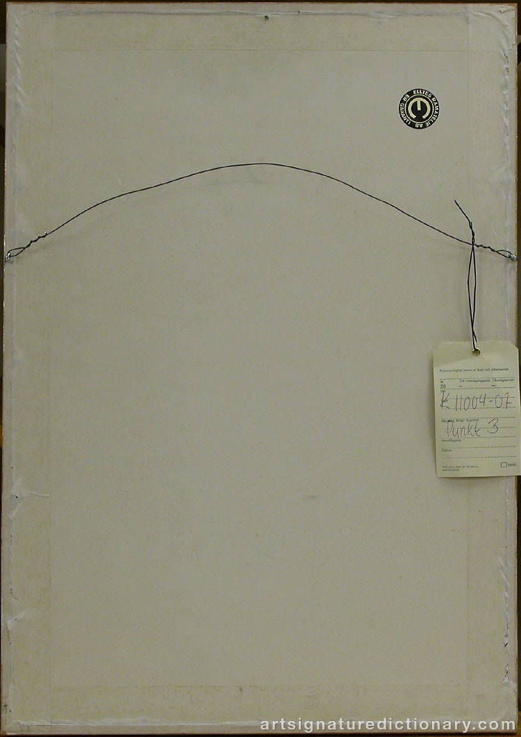 Close-up details showing Antoni TAPIES signature forgery characteristics