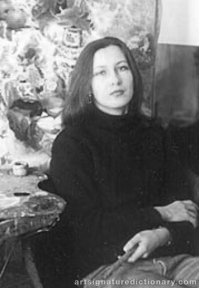 Nadezda STRELTSOVA