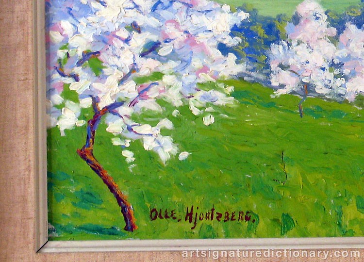 Close-up details showing Olle HJORTZBERG signature forgery characteristics